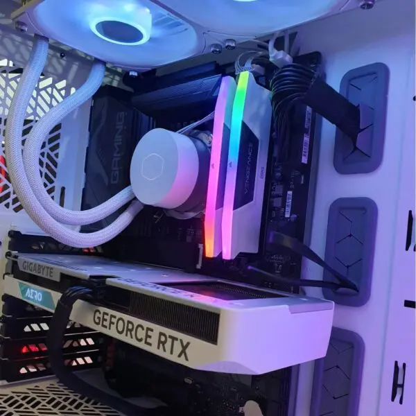 PC Gamer Aero 13900K Sakura - Bulltech Store
