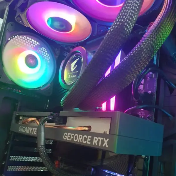 PC Gamer Aorus Elite X240 - Bulltech Store