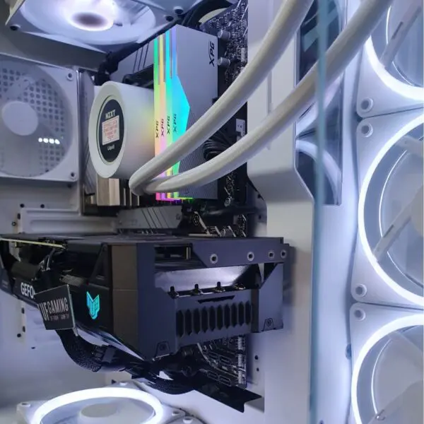 PC Gamer Elite 4070 White - Bulltech Store