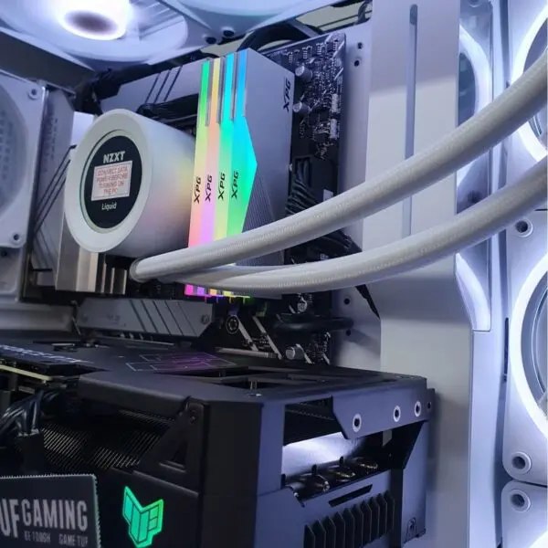 PC Gamer Elite 4070 White - Bulltech Store