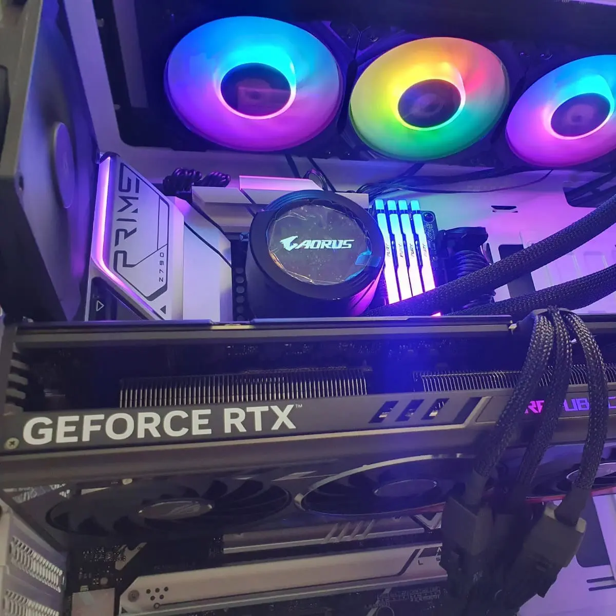 PC Gamer GT501 White TUF 13900KF - Bulltech Store