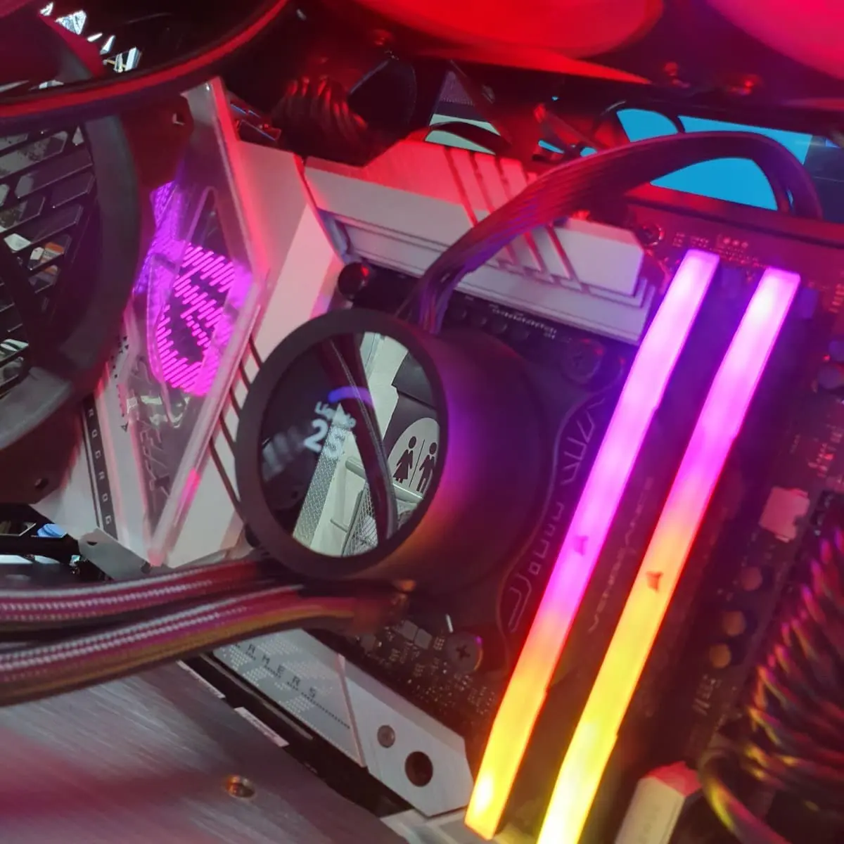 PC Gamer Hyperon RTX 4090 - Bulltech Store