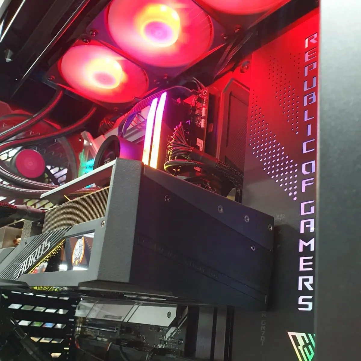 PC Gamer Hyperon RTX 4090 - Bulltech Store