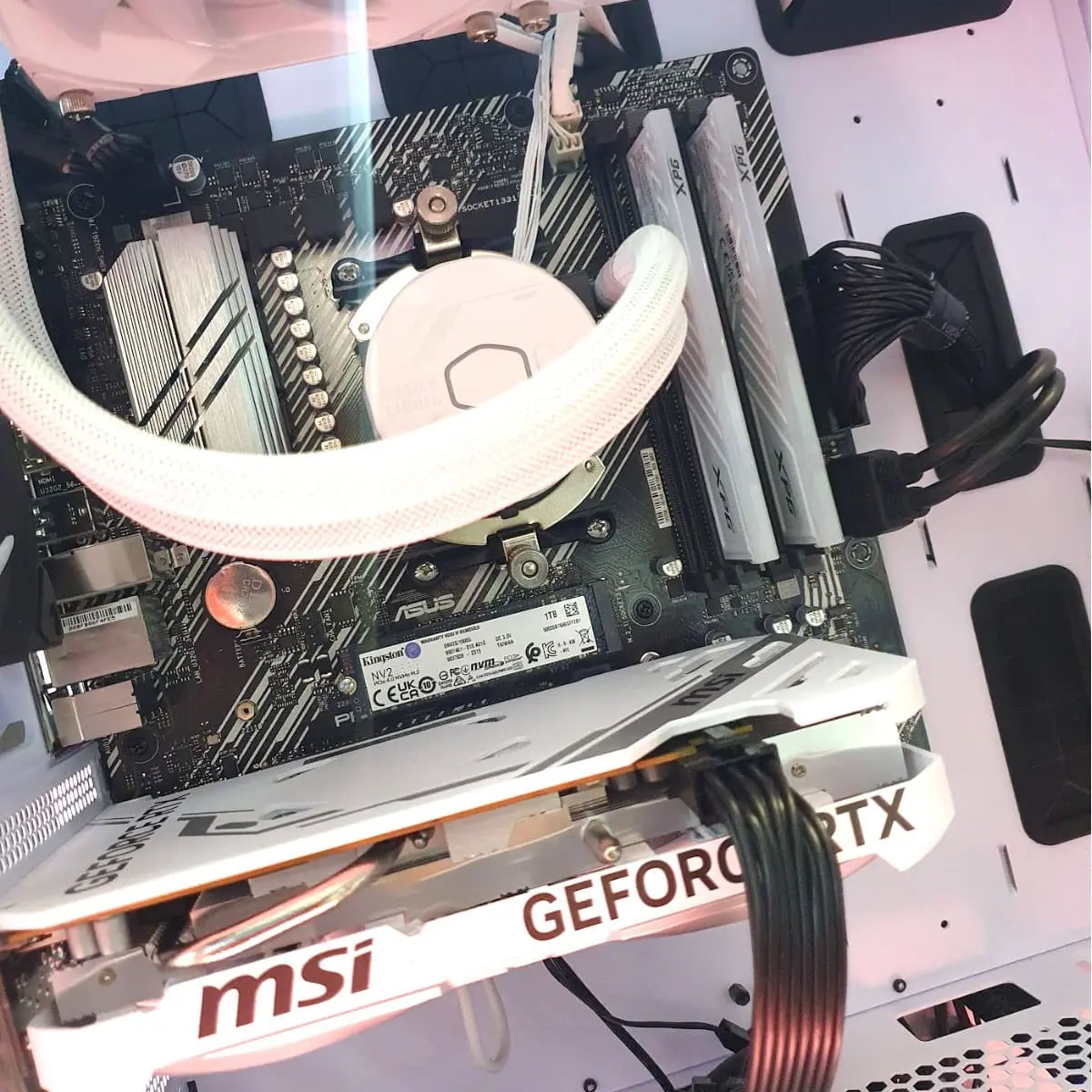 PC Gamer Prime White Starker - Bulltech Store