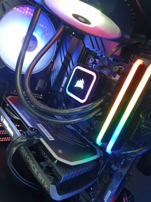 PC Gamer Deepcool CC60 4060 5700X - Image 3