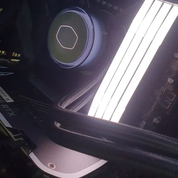 PC Gamer 12900 4070 Nauthiz K501