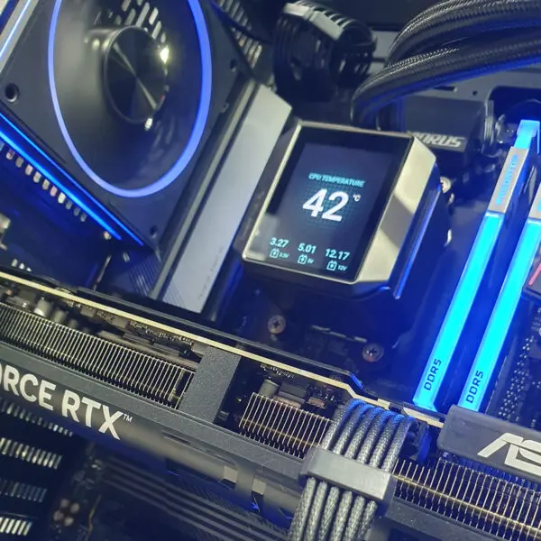 PC Gamer 5070 TI Blue Falchion