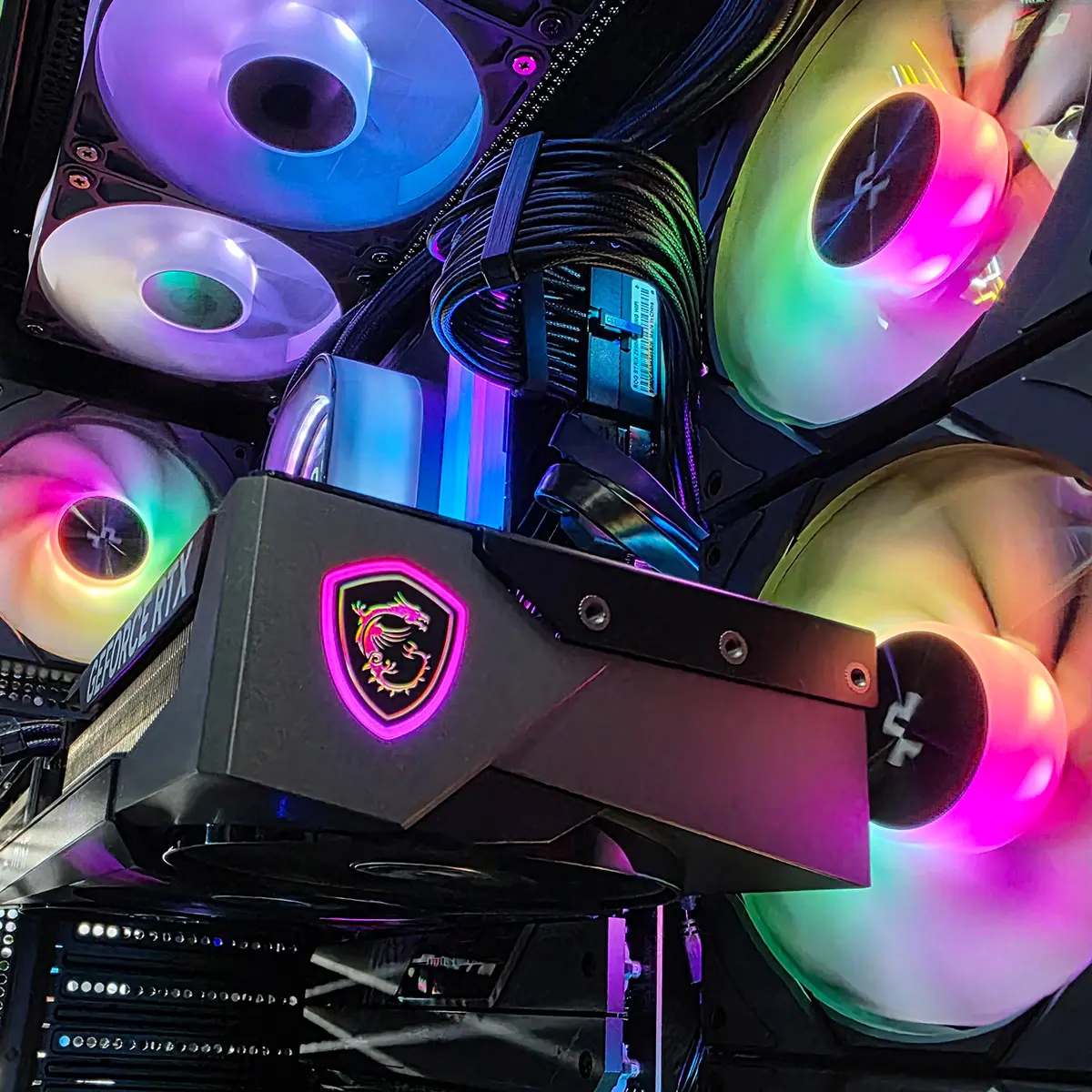 PC Gamer Spaceman Ultra 5070 TI - Bulltech Store - Tienda en CDMX