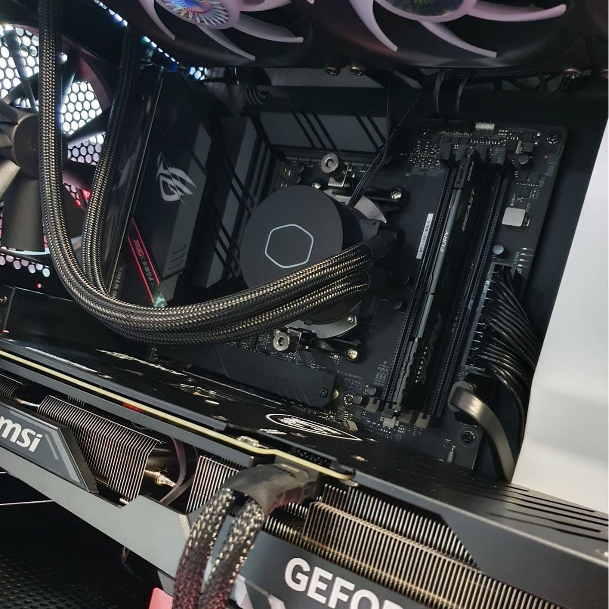 PC Gamer Rog Strix 4070 H7 - Bulltech Store