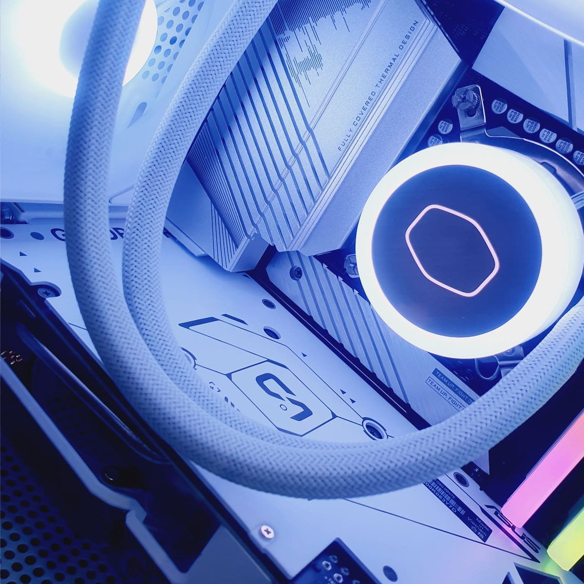 PC Gamer White Pano Elite 4060 Ti