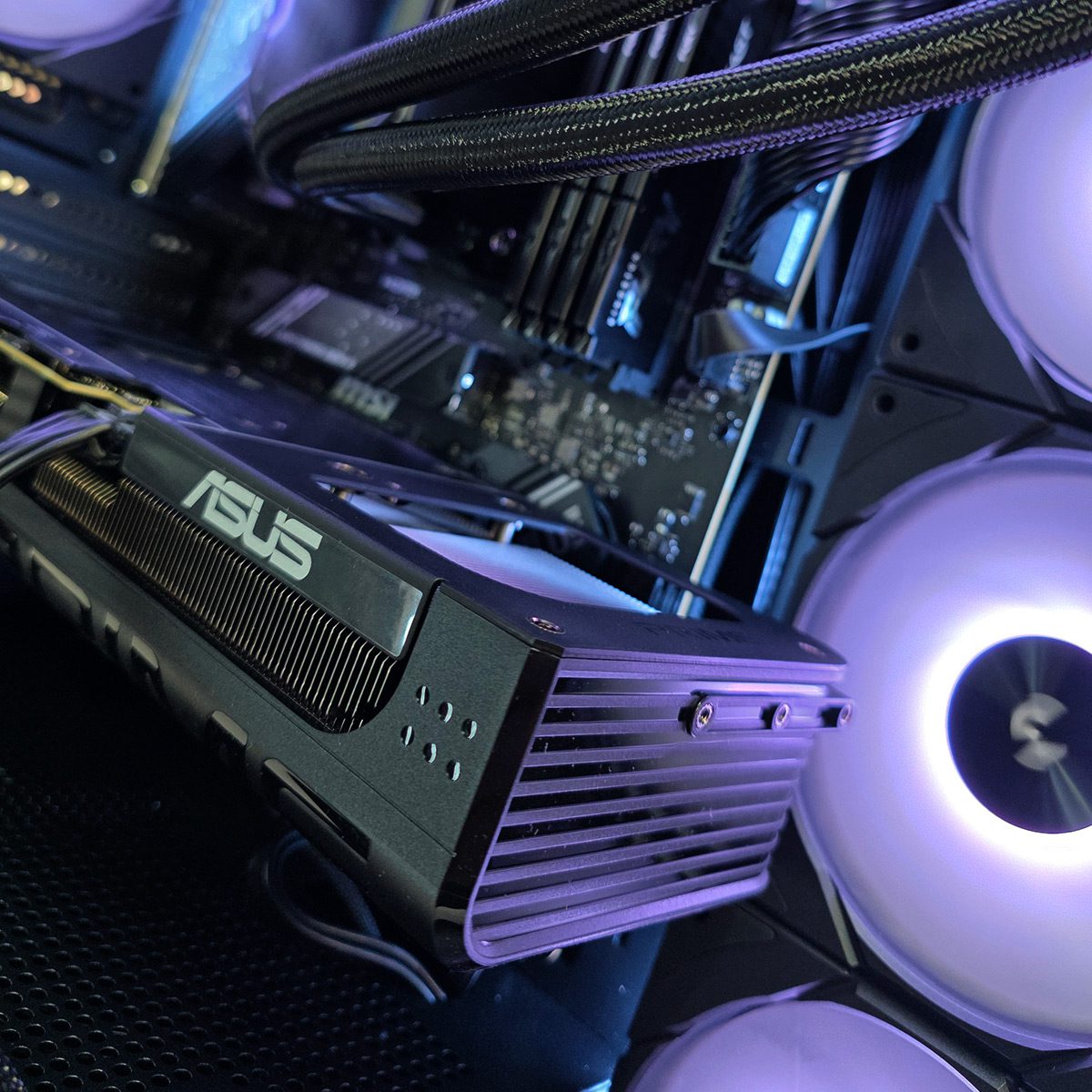 PC Gamer Dark Aslan 5070 - Bulltech Store - Tienda en CDMX